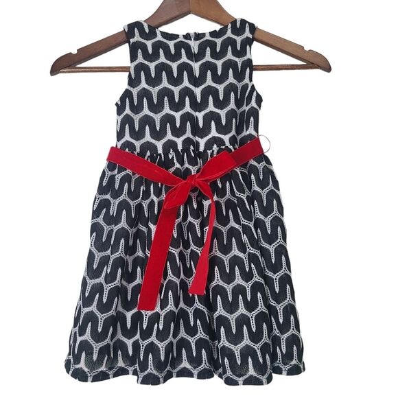 Love U Lots Girls Sleeveless Geo Dress Size 4T Black and White with Red Ribbon - Picture 5 of 12